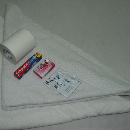 Royal Paying Guest Hotel โกลกาตา ภายนอก รูปภาพ